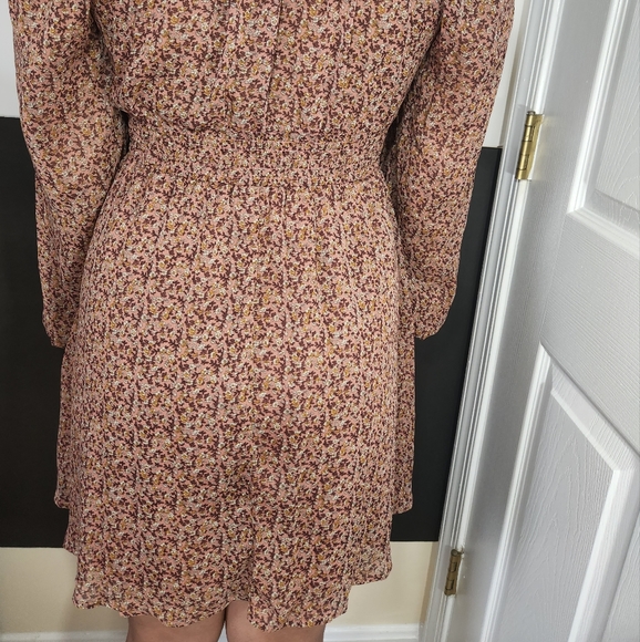 Cute Floral Off the Shoulder Dress - Picture 7 of 8